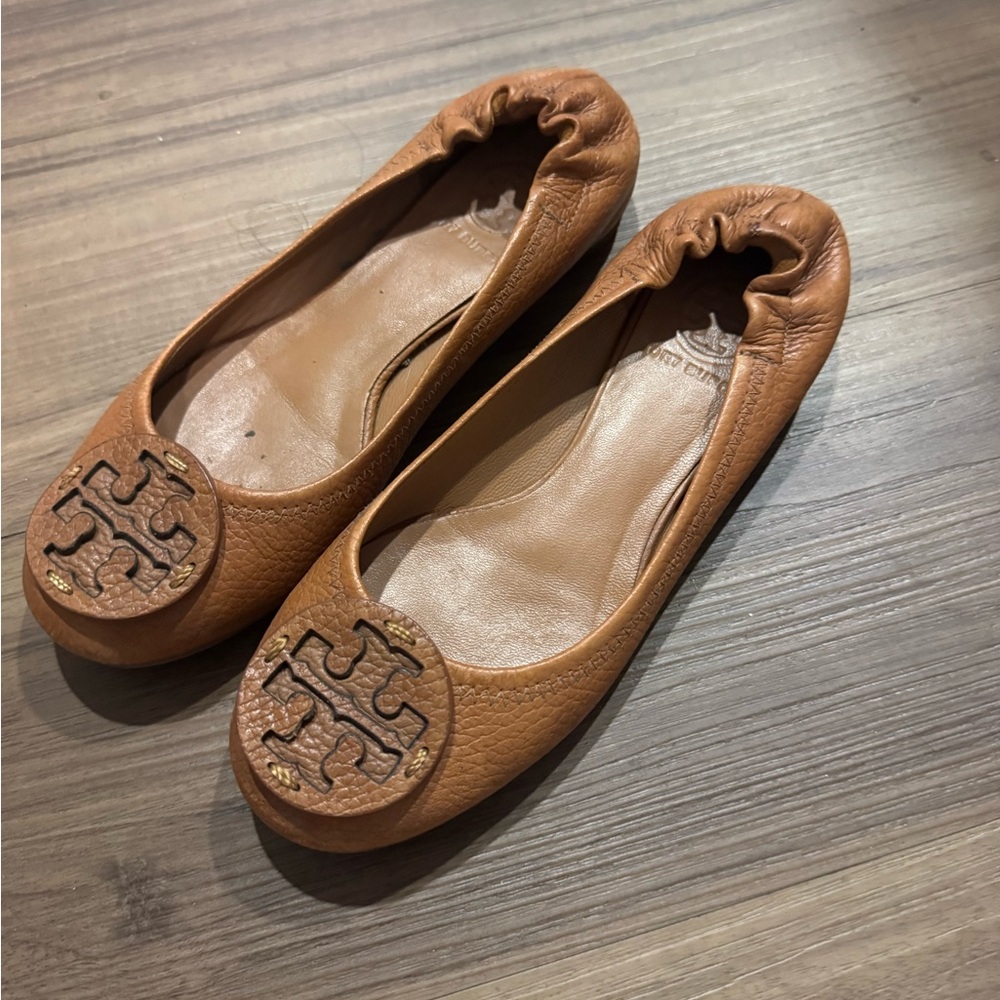 Tory Burch Brown Leather Flats with Gold Logo